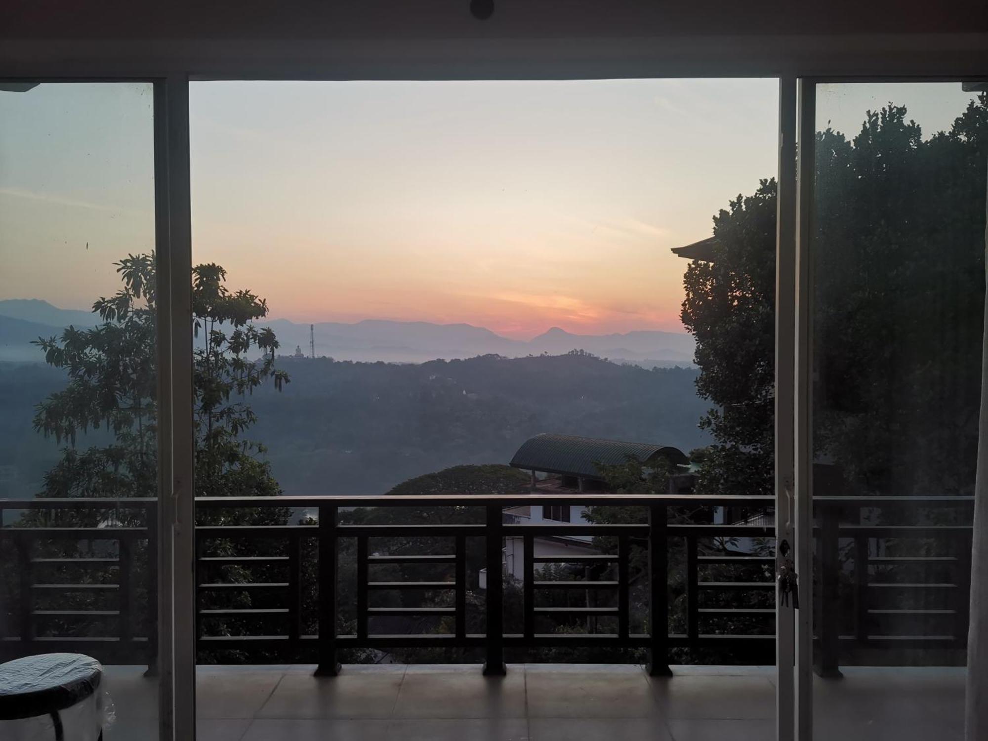 Dream House Residence Κάντι Εξωτερικό φωτογραφία